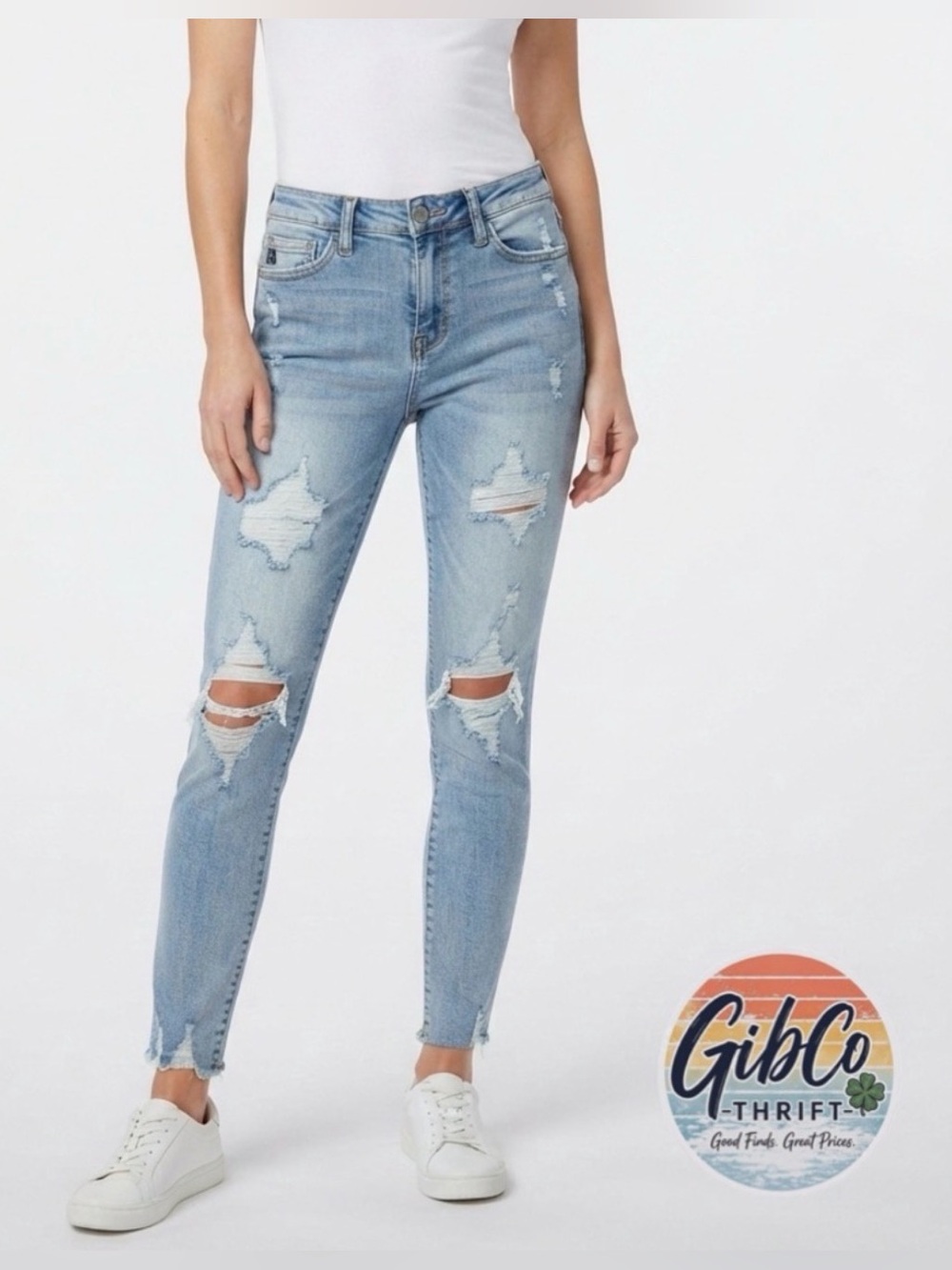 Judy Blue | Size 3/26 | Mid-Rise Stretch Skinny Distressed Frayed Hem Jean